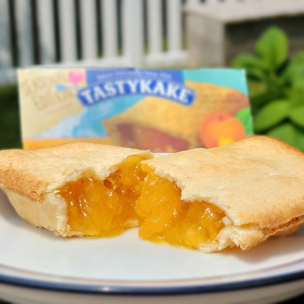 TASTYKAKE PEACH PIES 8 COUNT BOX