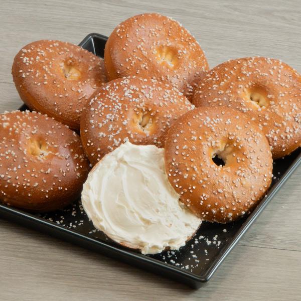 PRETZEL BAGEL GIFT BOX
