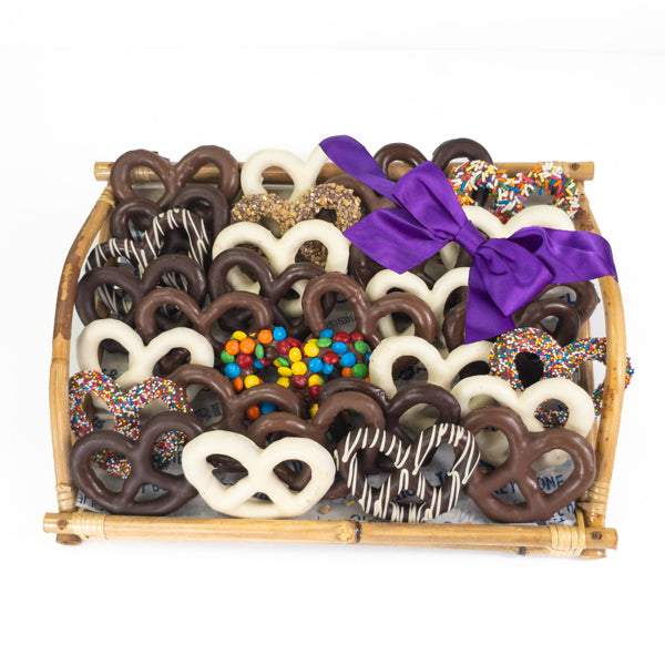 CHOCOLATE COVERED PRETZEL TRAY, 2 LB