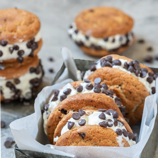ULTIMATE ICE CREAM SANDWICH KIT