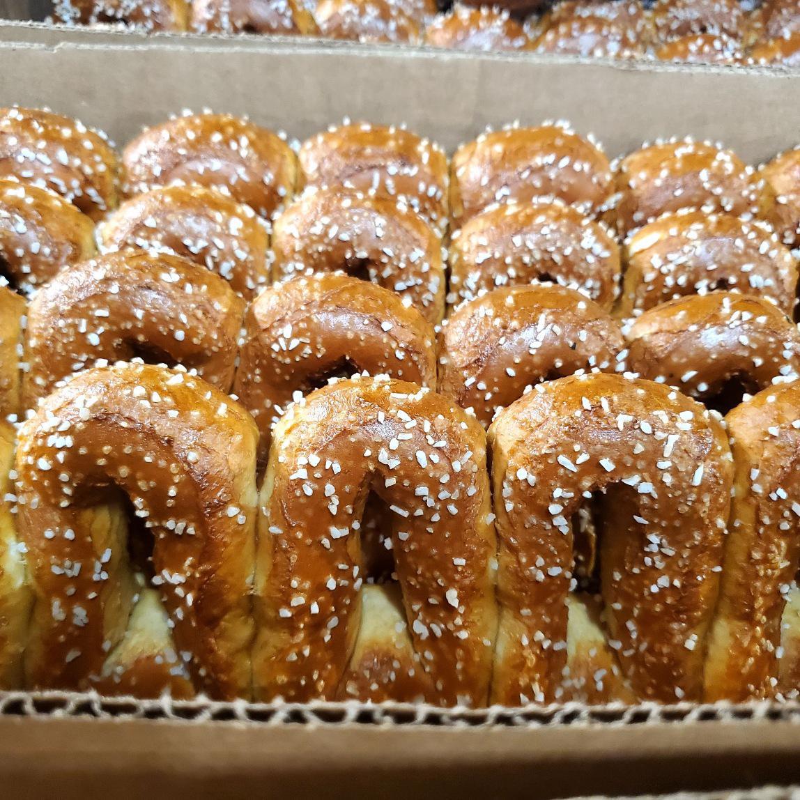 CENTER CITY PRETZEL BOX