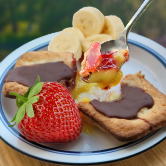 TASTYKAKE BANANA SPLIT PIES 8 COUNT BOX