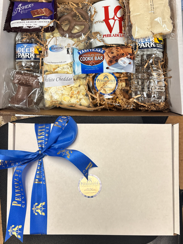 PHILADELPHIA SAMPLER BOX WITH MUG Custom